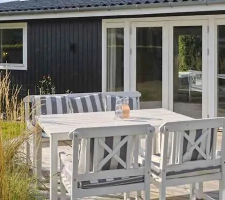Holiday home A Cozy Summer House With Near Town And *